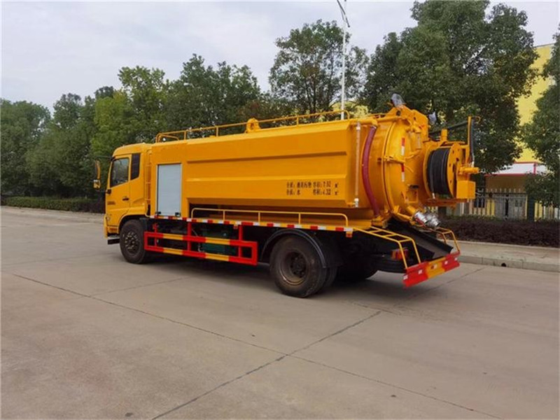 東風(fēng)天錦 清洗吸污車