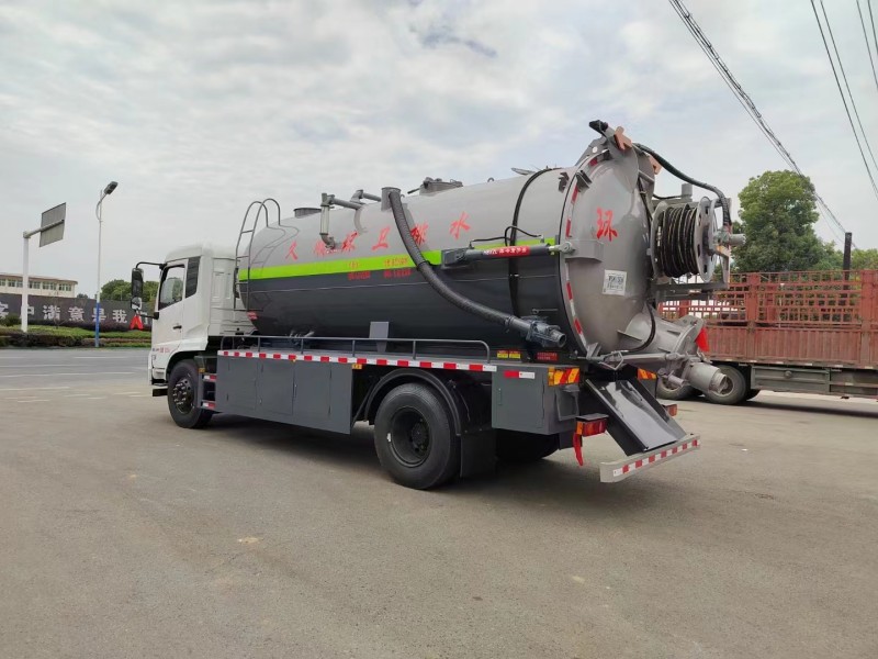 東風(fēng)天錦 清洗吸污車