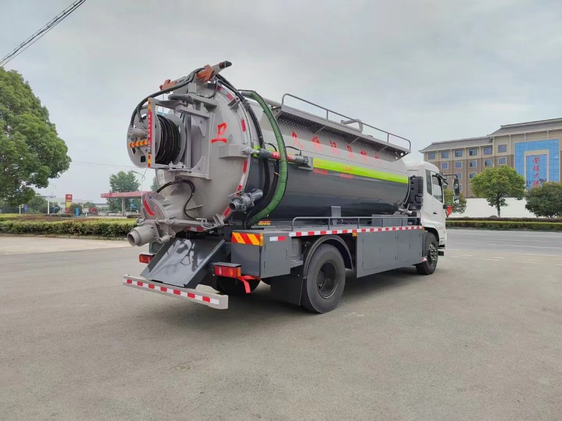 東風(fēng)天錦 清洗吸污車