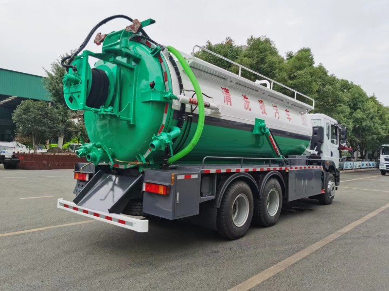 東風(fēng)華神T5 清洗吸污車