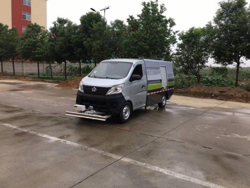 長安 路面養(yǎng)護車