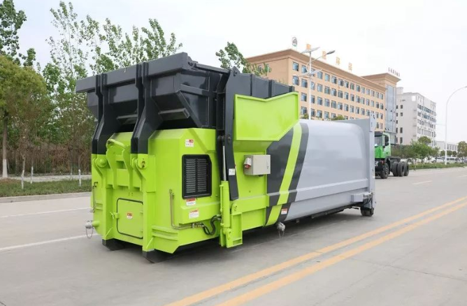 18立方移動(dòng)壓縮垃圾站