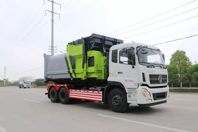 18立方移動(dòng)壓縮垃圾站