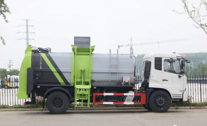 東風(fēng)天錦國六10方餐廚垃圾車