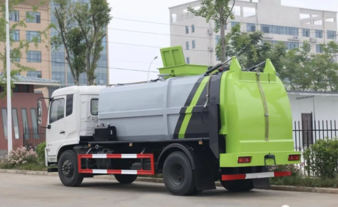 東風(fēng)天錦國六10方餐廚垃圾車