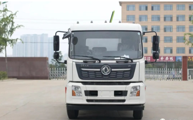 東風(fēng)天錦國六10方餐廚垃圾車(chē)