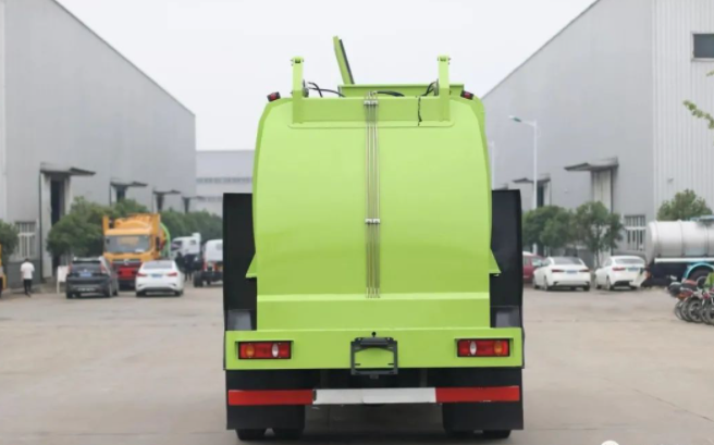 東風(fēng)天錦國六10方餐廚垃圾車